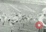 Image "Grange rouge" jouent au football pour l'Université de l'Illinois Philadelphia Pennsylvania United States USA, 1925, de la seconde 3 séquences d'archives historiques vidéo 65675065245