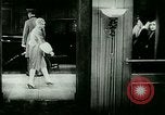 Image La vie nocturne de New York City New York City USA, 1927, de la seconde 20 séquences d'archives historiques vidéo 65675065252