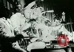Standbild New York City Night Clubs mit Rudy Vallee New York City USA, 1928, aus Sekunde 26 historischem Filmmaterial Videoclip 65675065253