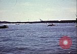 Immagine di Danneggiato le barche e gli edifici sulla costa nella seconda guerra mondiale Il Nord Africa, 1942, secondo 16 filmato di repertorio 65675065261