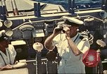 Immagine di British ufficiali navali Il Marocco Africa del Nord, 1942, secondo 41 filmato di repertorio 65675065271