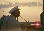 Immagine di British ufficiali navali Il Marocco Africa del Nord, 1942, secondo 57 filmato di repertorio 65675065271