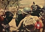 Immagine di Tedesco e prigionieri di guerra italiani Il Nord Africa, 1943, secondo 44 filmato di repertorio 65675065273
