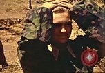Immagine di Tedesco e prigionieri di guerra italiani Il Nord Africa, 1943, secondo 51 filmato di repertorio 65675065273