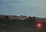 Immagine di Stati Uniti Sherman serbatoio Il Nord Africa, 1942, secondo 56 filmato di repertorio 65675065274