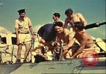 Immagine di La vista del tramonto dalla poppa della nave da guerra britannica Casablanca in Marocco, 1943, secondo 18 filmato di repertorio 65675065275