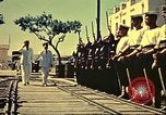 Immagine di La vista del tramonto dalla poppa della nave da guerra britannica Casablanca in Marocco, 1943, secondo 41 filmato di repertorio 65675065275