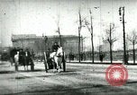 Standbild Feuerwehrleute reagiert auf Alarm Chicago Illinois USA, 1896, aus Sekunde 6 historischem Filmmaterial Videoclip 65675065305