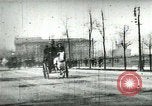 Standbild Feuerwehrleute reagiert auf Alarm Chicago Illinois USA, 1896, aus Sekunde 10 historischem Filmmaterial Videoclip 65675065305