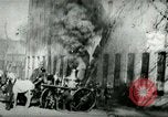 Standbild Feuerwehrleute reagiert auf Alarm Chicago Illinois USA, 1896, aus Sekunde 35 historischem Filmmaterial Videoclip 65675065305
