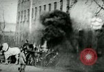 Standbild Feuerwehrleute reagiert auf Alarm Chicago Illinois USA, 1896, aus Sekunde 43 historischem Filmmaterial Videoclip 65675065305