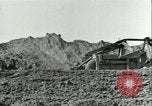 Image Crocodile autoroute Pont De Pieux Wesel Allemagne, 1945, de la seconde 16 séquences d'archives historiques vidéo 65675065306