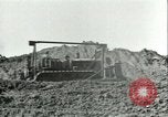 Image Crocodile autoroute Pont De Pieux Wesel Allemagne, 1945, de la seconde 24 séquences d'archives historiques vidéo 65675065306