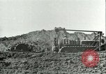 Image Crocodile autoroute Pont De Pieux Wesel Allemagne, 1945, de la seconde 26 séquences d'archives historiques vidéo 65675065306