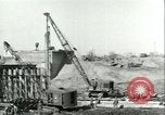 Image Crocodile autoroute Pont De Pieux Wesel Allemagne, 1945, de la seconde 36 séquences d'archives historiques vidéo 65675065306
