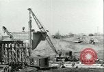 Image Crocodile autoroute Pont De Pieux Wesel Allemagne, 1945, de la seconde 40 séquences d'archives historiques vidéo 65675065306