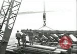 Image railroad bridge Wesel Allemagne, 1945, de la seconde 1 séquences d'archives historiques vidéo 65675065307