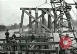 Image railroad bridge Wesel Allemagne, 1945, de la seconde 45 séquences d'archives historiques vidéo 65675065307