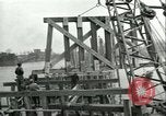 Image railroad bridge Wesel Allemagne, 1945, de la seconde 46 séquences d'archives historiques vidéo 65675065307