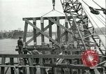 Image railroad bridge Wesel Allemagne, 1945, de la seconde 61 séquences d'archives historiques vidéo 65675065307