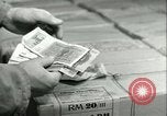 Image Gold et oeuvres d'art volées dans des mines de sel Merkers Allemagne, 1945, de la seconde 29 séquences d'archives historiques vidéo 65675065309