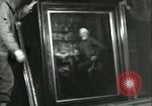 Image Gold et oeuvres d'art volées dans des mines de sel Merkers Allemagne, 1945, de la seconde 59 séquences d'archives historiques vidéo 65675065309