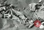 Image japonais Silent attack Okinawa îles Ryukyu, 1945, de la seconde 20 séquences d'archives historiques vidéo 65675065312