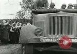 Image Les troupes allemandes se sont félicités de l'ancien français domaines de Pologne Pologne, 1939, de la seconde 38 séquences d'archives historiques vidéo 65675065314