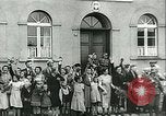 Image Les troupes allemandes se sont félicités de l'ancien français domaines de Pologne Pologne, 1939, de la seconde 49 séquences d'archives historiques vidéo 65675065314