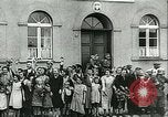 Image Les troupes allemandes se sont félicités de l'ancien français domaines de Pologne Pologne, 1939, de la seconde 51 séquences d'archives historiques vidéo 65675065314