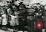 Image Les troupes allemandes se sont félicités de l'ancien français domaines de Pologne Pologne, 1939, de la seconde 54 séquences d'archives historiques vidéo 65675065314
