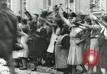 Image Les troupes allemandes se sont félicités de l'ancien français domaines de Pologne Pologne, 1939, de la seconde 59 séquences d'archives historiques vidéo 65675065314