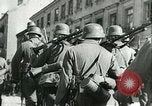 Image Les troupes allemandes envahissent la Pologne Varsovie Pologne Varsovie, 1939, de la seconde 52 séquences d'archives historiques vidéo 65675065315