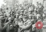 Image des troupes américaines célébrer Première Guerre Mondiale Armistice se terminant France, 1918, de la seconde 49 séquences d'archives historiques vidéo 65675065318