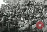 Image des troupes américaines célébrer Première Guerre Mondiale Armistice se terminant France, 1918, de la seconde 57 séquences d'archives historiques vidéo 65675065318