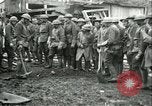 Immagine di La sepoltura di ultimo guscio tedesco Francia, 1918, secondo 25 filmato di repertorio 65675065320