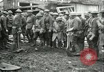 Immagine di La sepoltura di ultimo guscio tedesco Francia, 1918, secondo 27 filmato di repertorio 65675065320