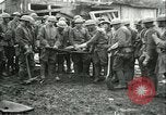 Immagine di La sepoltura di ultimo guscio tedesco Francia, 1918, secondo 36 filmato di repertorio 65675065320