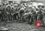 Immagine di La sepoltura di ultimo guscio tedesco Francia, 1918, secondo 46 filmato di repertorio 65675065320