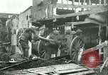 Immagine di Le truppe degli Stati Uniti celebra armistizio nel 1918 Remoiville Francia, 1918, secondo 5 filmato di repertorio 65675065321