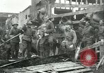 Immagine di Le truppe degli Stati Uniti celebra armistizio nel 1918 Remoiville Francia, 1918, secondo 15 filmato di repertorio 65675065321