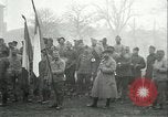 Immagine di Le truppe degli Stati Uniti celebra armistizio nel 1918 Remoiville Francia, 1918, secondo 59 filmato di repertorio 65675065321