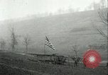 Standbild 105 Field Artillery Etraye Frankreich, 1918, aus Sekunde 15 historischem Filmmaterial Videoclip 65675065326