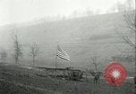 Standbild 105 Field Artillery Etraye Frankreich, 1918, aus Sekunde 16 historischem Filmmaterial Videoclip 65675065326
