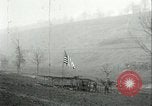Standbild 105 Field Artillery Etraye Frankreich, 1918, aus Sekunde 20 historischem Filmmaterial Videoclip 65675065326