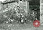 Standbild Stadt Ruinen Seicheprey Frankreich, 1918, aus Sekunde 15 historischem Filmmaterial Videoclip 65675065331