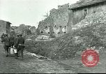 Standbild Stadt Ruinen Seicheprey Frankreich, 1918, aus Sekunde 19 historischem Filmmaterial Videoclip 65675065331