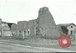 Standbild Stadt Ruinen Seicheprey Frankreich, 1918, aus Sekunde 48 historischem Filmmaterial Videoclip 65675065331