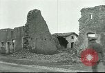 Standbild Stadt Ruinen Seicheprey Frankreich, 1918, aus Sekunde 51 historischem Filmmaterial Videoclip 65675065331