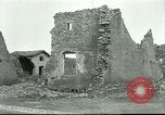 Standbild Stadt Ruinen Seicheprey Frankreich, 1918, aus Sekunde 58 historischem Filmmaterial Videoclip 65675065331